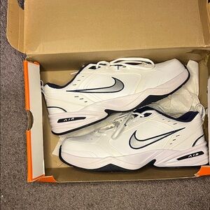 White Air Monarch IV 4E Wide size 14